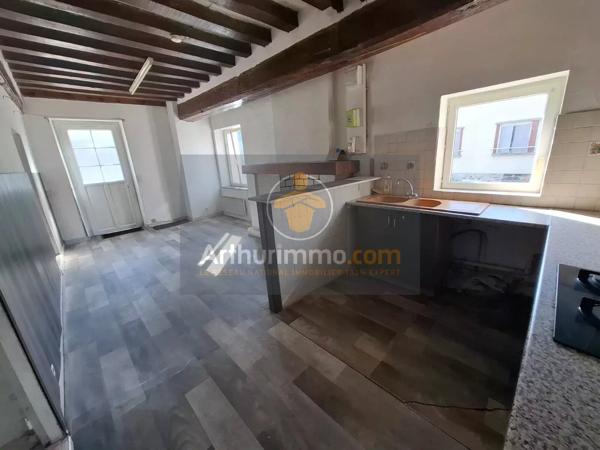 Vente                                                      Maison
                        
                     6 pièces                      104 m2                     à La Ferté-Gaucher