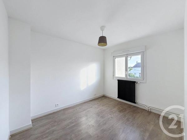 Maison à vendre  4 pièces - 73,64 m 2   YZEURE  - 03