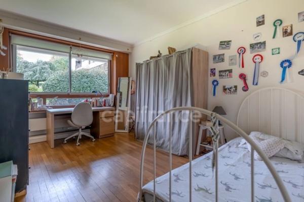 Appartement à vendre 5 pièces LOUVECIENNES (78)