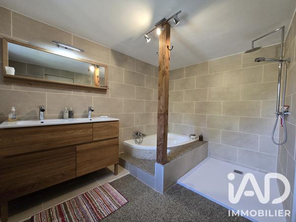 Maison à vendre 20 pièces 626 m² Bourg-Charente