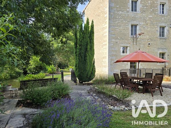 Maison à vendre 20 pièces 626 m² Bourg-Charente