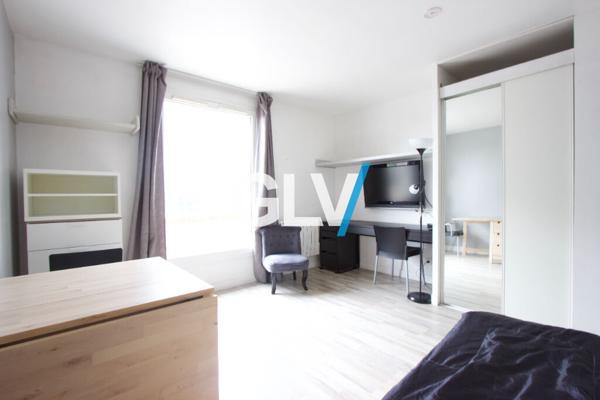 Joli studio meublé avec terrasse Lille , Lille