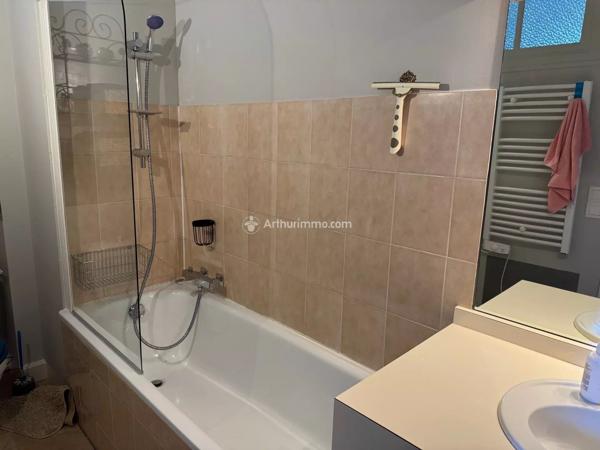 Location de vacances                                                      Appartement
                        
                     2 pièces                      50 m2                     à Bagnoles-de-l'Orne-Normandie