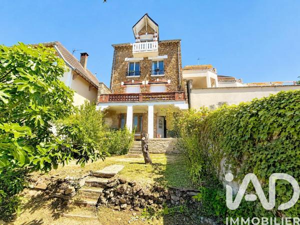 Maison à vendre 8 pièces 169,84 m² Vaux-sur-Seine
