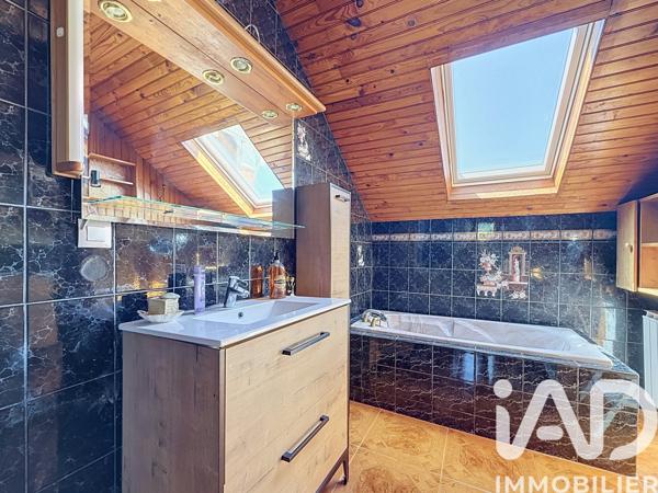 Maison à vendre 8 pièces 169,84 m² Vaux-sur-Seine