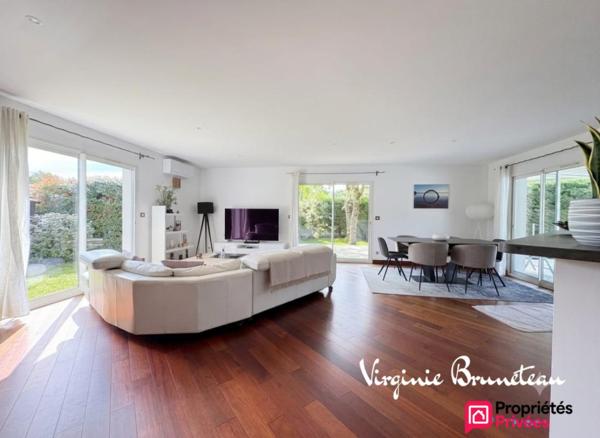MAISON DE PLAIN-PIED  116 m²  3 CHAMBRES ?PISCINE