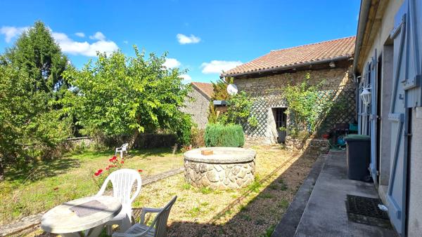 Maison Familiale de 9 chambres avec Grange et Jardin - Centre-Bourg - Calme et Tranquilité