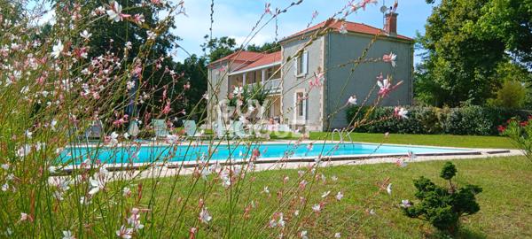 Maison 8 pièces, COMMENSACQ