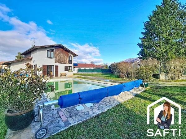 Maison familiale avec jardin, piscine et superbe vue sur le Vercors.