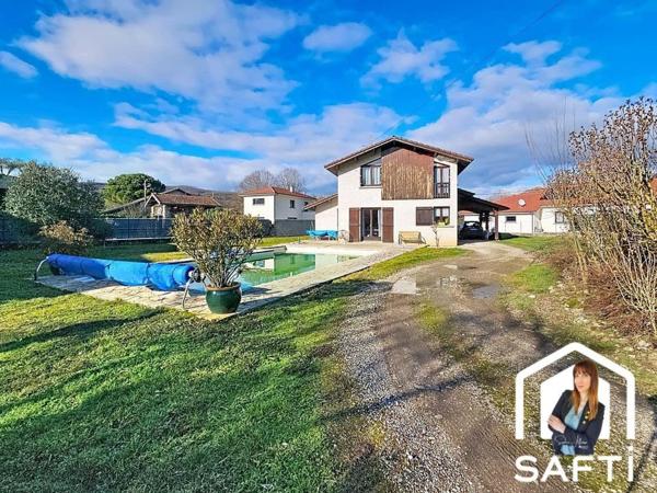 Maison familiale avec jardin, piscine et superbe vue sur le Vercors.