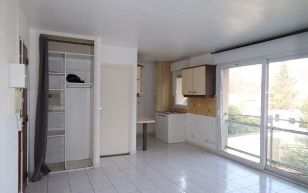 Appartement à louer    3 pièces • 41 m2 Sevran