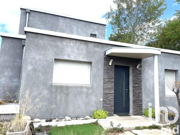 Maison à vendre 8 pièces 132 m² Aubenas