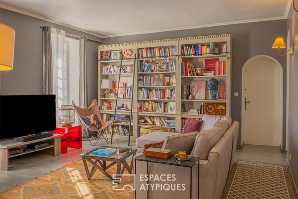 Manoir du 19e siècle et ses dépendances avec vue panoramique