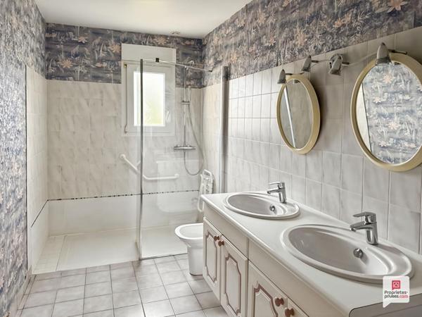 Maison Sable Sur Sarthe 6 pièce(s) 137 m2