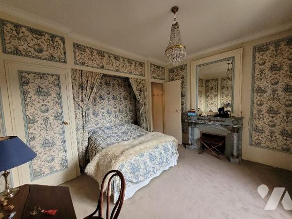 MAISON BOURGEOISE CENTRE VILLE