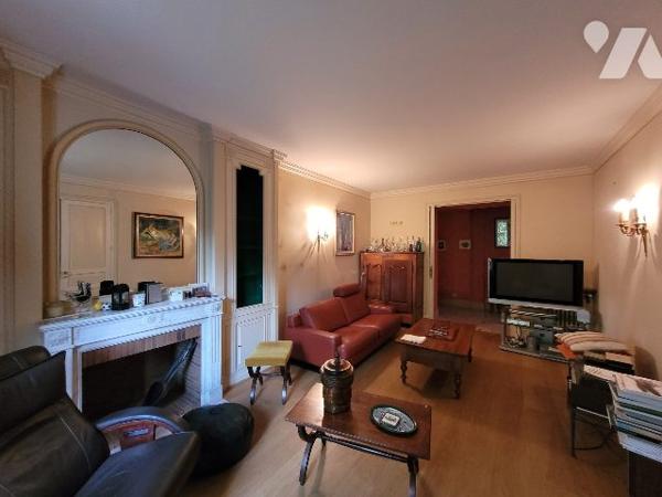 MAISON BOURGEOISE CENTRE VILLE