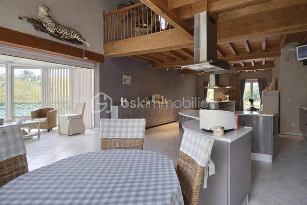 Maison d architecte de 221 m²