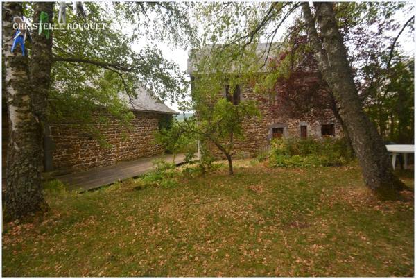 Vente / Maison avec dépendance à Rochefort-Montagne (63210)