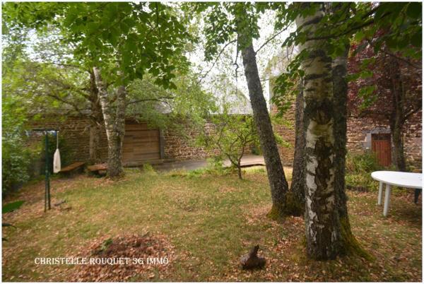 Vente / Maison avec dépendance à Rochefort-Montagne (63210)