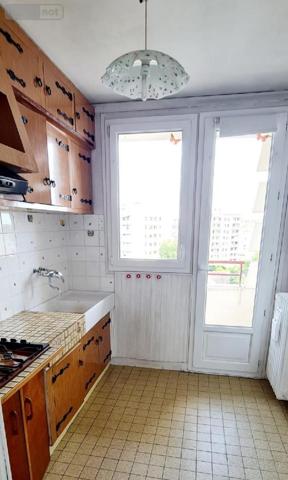 Appartement à vendre à Melun en Seine-et-Marne (77000), ref : VA2103