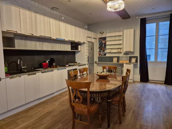 Appartement à vendre à Compiègne dans l'Oise (60200), ref : 60056-183   
centre