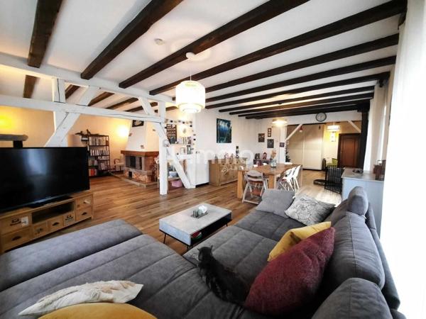 Maison plain pied de 211m² sur terrain de 10,9 ares