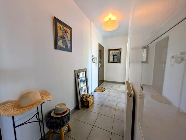 Appartement 2 chambres en rez-de-jardin privatif avec vue sur la rade. Le Rody - GUIPAVAS (29)