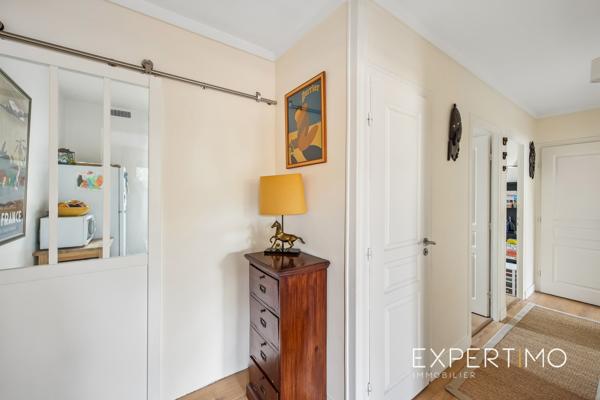 Clamart centre, appartement charmant et lumineux, 70m² avec balcon