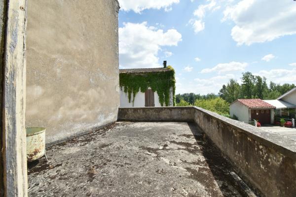 Maison à vendre 10 pièces PORT SAINTE MARIE (47)GRANDES FAMILLES OU INVESTISSEURS