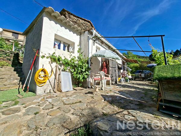 Maison de plain-pied au Collet-de-Dèze ? Terrasse de 45 m², vue dégagée et grand séjour