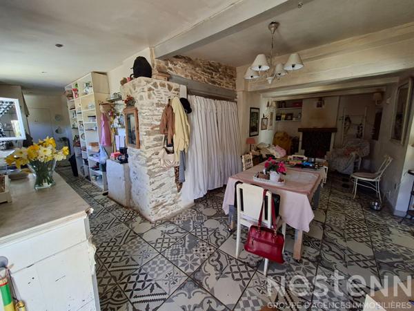 Maison de plain-pied au Collet-de-Dèze ? Terrasse de 45 m², vue dégagée et grand séjour