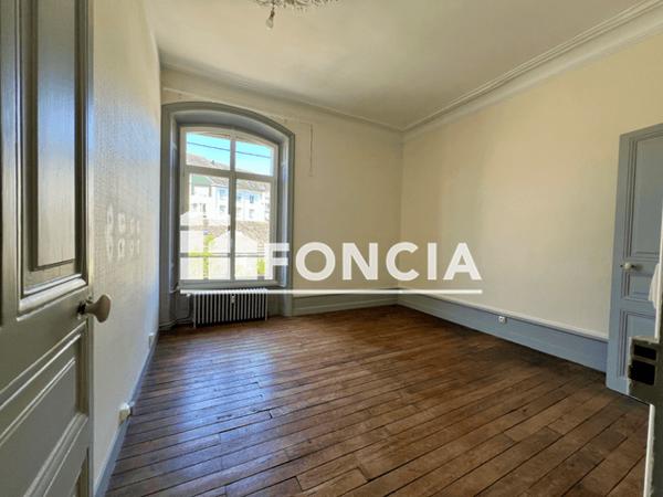 Location Appartement 4 pièces 127.44 m² - 8 RUE JOSEPH BRISSET Lorient 56100