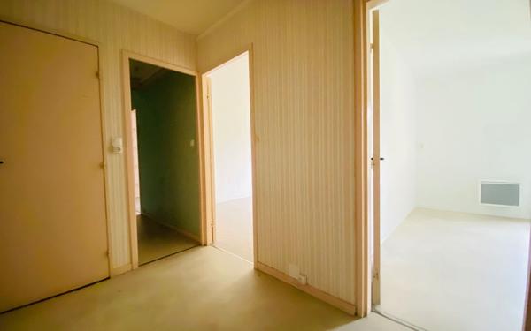 Appartement à vendre    2 pièces •  Homblières