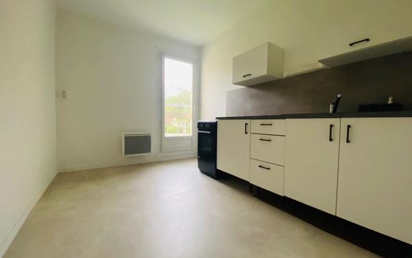 Appartement à vendre    2 pièces •  Homblières