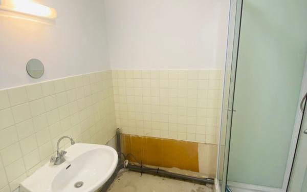 Appartement à vendre    2 pièces •  Homblières