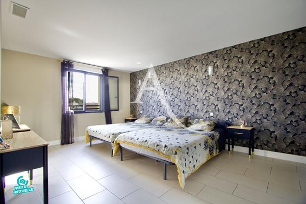 LATTES - QUARTIER TRÈS RECHERCHÉ - VILLA INDIVIDUELLE RÉNOVÉE - 145 M² - 3 CHAMBRES - POSSIBILITÉ 4 ÈME CHAMBRE - TERRASSE - GARAGE - PARCELLE de 590 M² PISCINABLE.