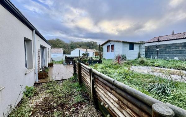 Vente Maison Maison Neuve 3 Chambres et garage Poiroux   