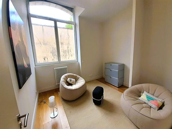 Appartement Mont De Marsan 4 pièces 155,10 m²