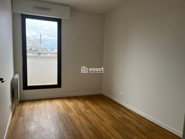 Location Appartement 5 pièces 104 m² - Paris 75015