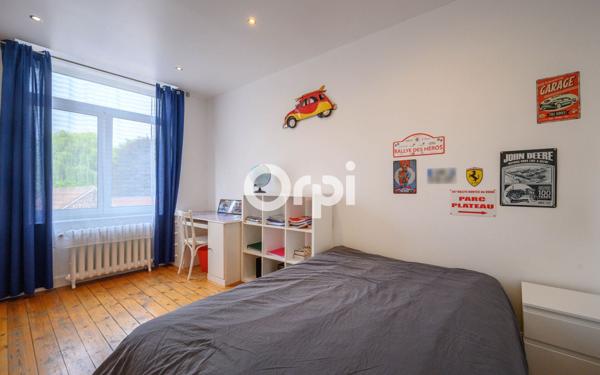 Maison à vendre    8 pièces • 220 m2 Merville