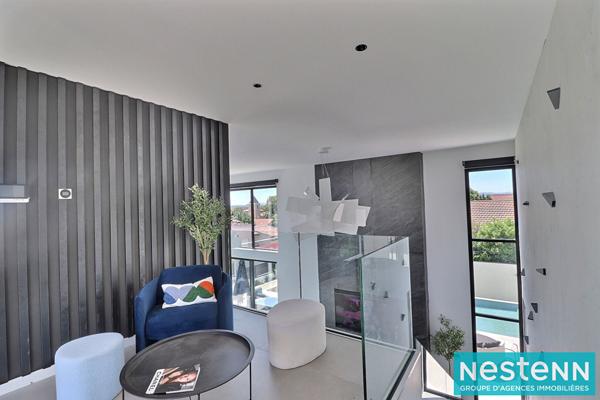 Villa d'exception à Décines-Charpieu 7 pièces 322 m2 - avec prestations haut de gamme - rare sur le secteur