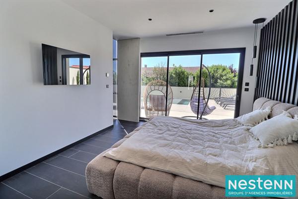 Villa d'exception à Décines-Charpieu 7 pièces 322 m2 - avec prestations haut de gamme - rare sur le secteur