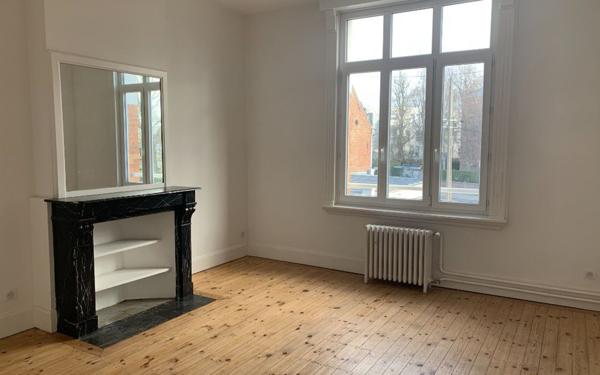 Appartement à louer    1 pièce •  Faches-Thumesnil