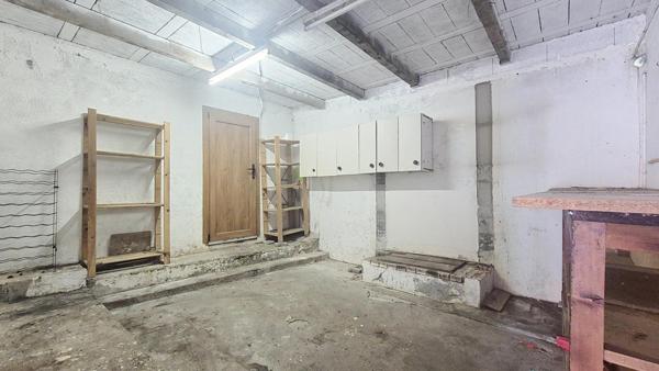 Maison 97m² sur 193m² de terrain, 4 chambres + 2 garages