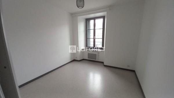 Location appartement Saint-Flour - 5 pièce(s) - 106 m² - 759 €/mois