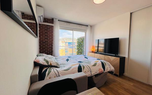 Appartement à vendre    1 pièce •  Nice