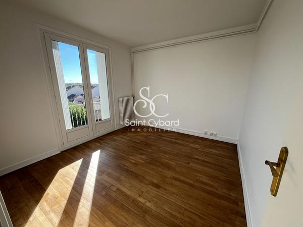 Appartement Angouleme 3 pièce(s) 83 m2