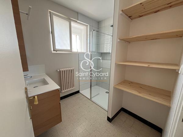 Appartement Angouleme 3 pièce(s) 83 m2