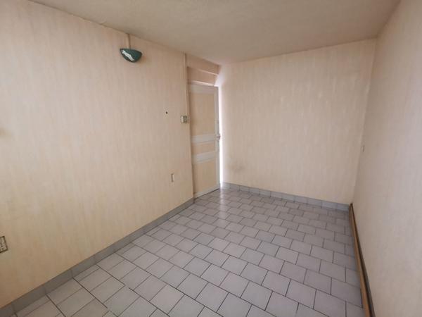 EXCLUSIVITE, Maison en centre ville de LA FLECHE avec jardin, garage et chambre en rez de chaussée