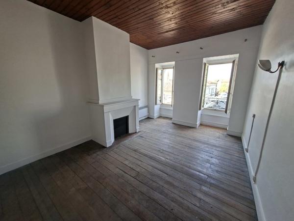 Maison 100 000 € Samatan 6 p 110 m² DPE D